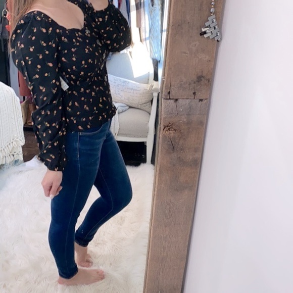 No boundaries boho floral top size 11-13 - Picture 3 of 7